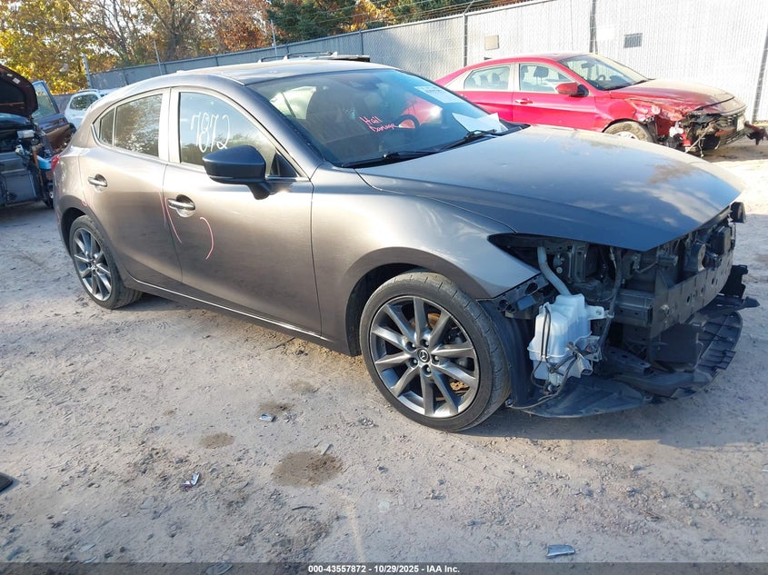 MAZDA 3 GRAND TOURING