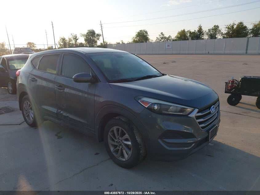HYUNDAI TUCSON SE