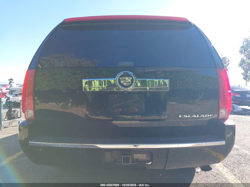 2008 Cadillac Escalade Esv Standard VIN: 1GYFC66858R225663 Lot: 43557989