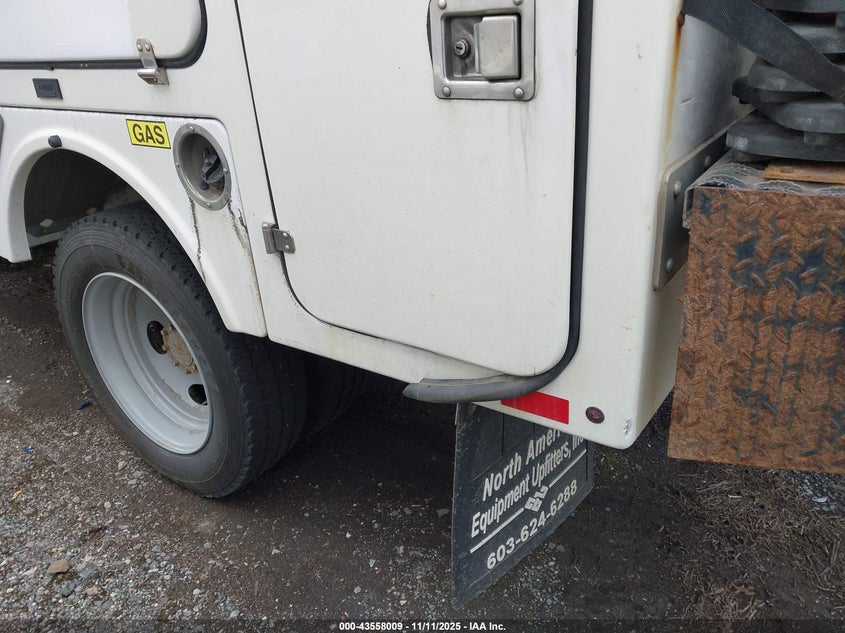 2009 Ford F-450 Chassis Xl/Xlt VIN: 1FDAF46Y59EA28928 Lot: 43558009