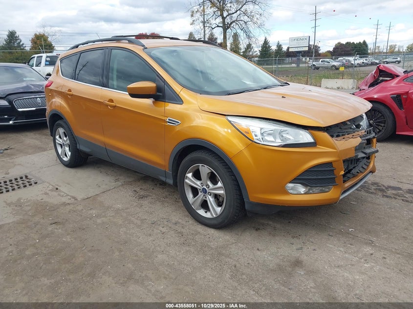 FORD ESCAPE SE