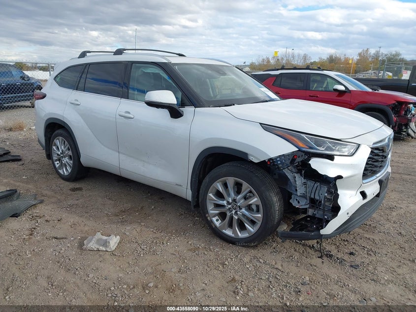 TOYOTA HIGHLANDER LIMITED