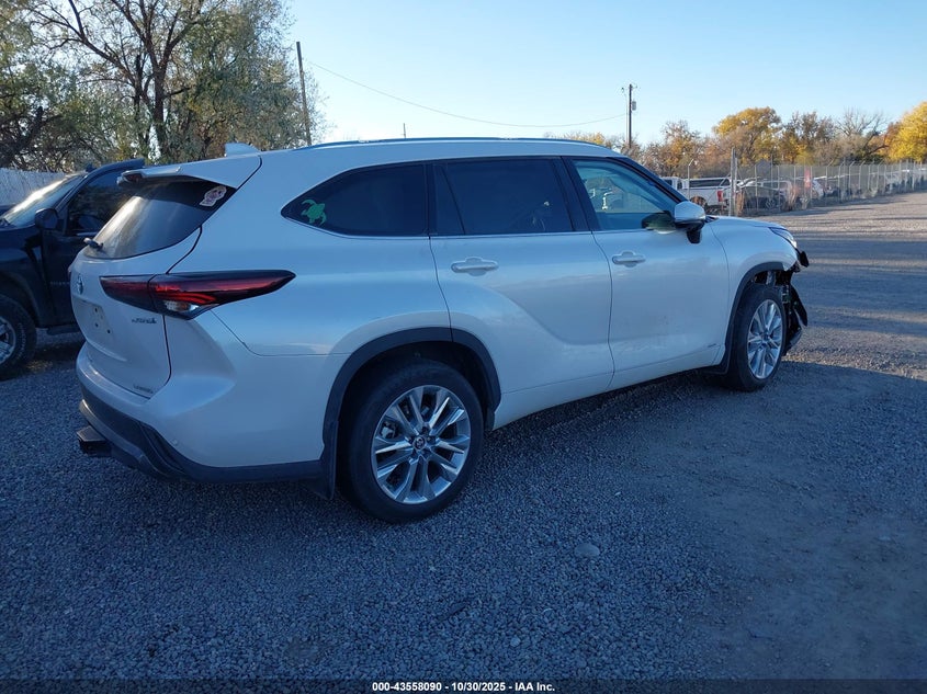 5TDXBRCH7RS639680 2024 TOYOTA HIGHLANDER photo no. 4