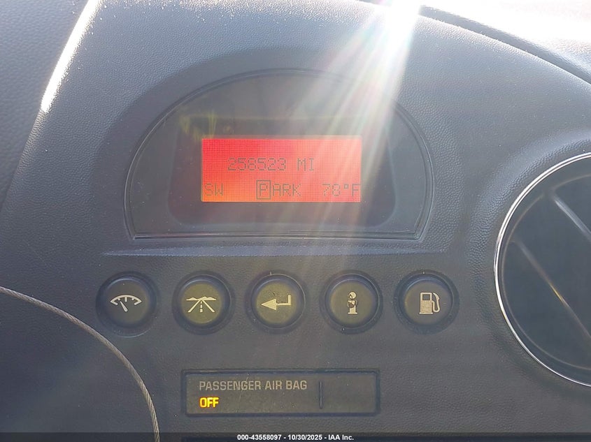 2006 Pontiac Grand Prix VIN: 2G2WP582361162361 Lot: 43558097