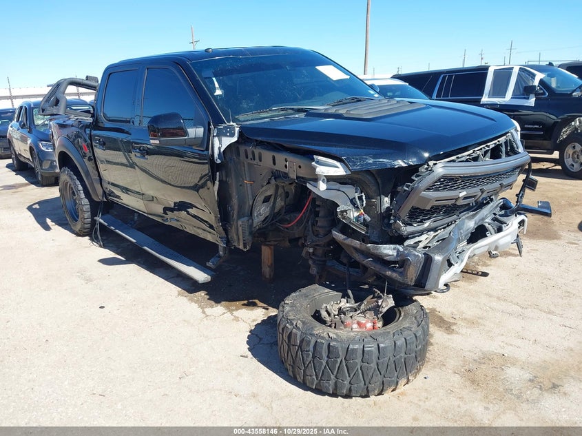 FORD F-150 RAPTOR