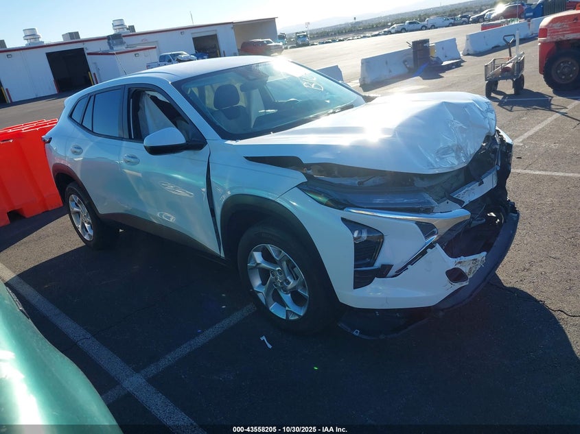 CHEVROLET TRAX FWD SP