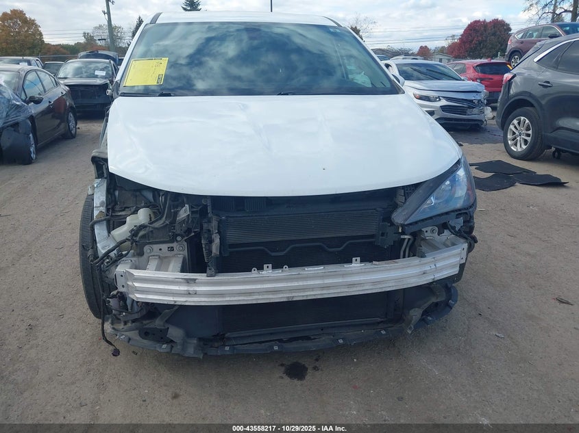 2017 Chrysler Pacifica Touring VIN: 2C4RC1DGXHR634302 Lot: 43558217