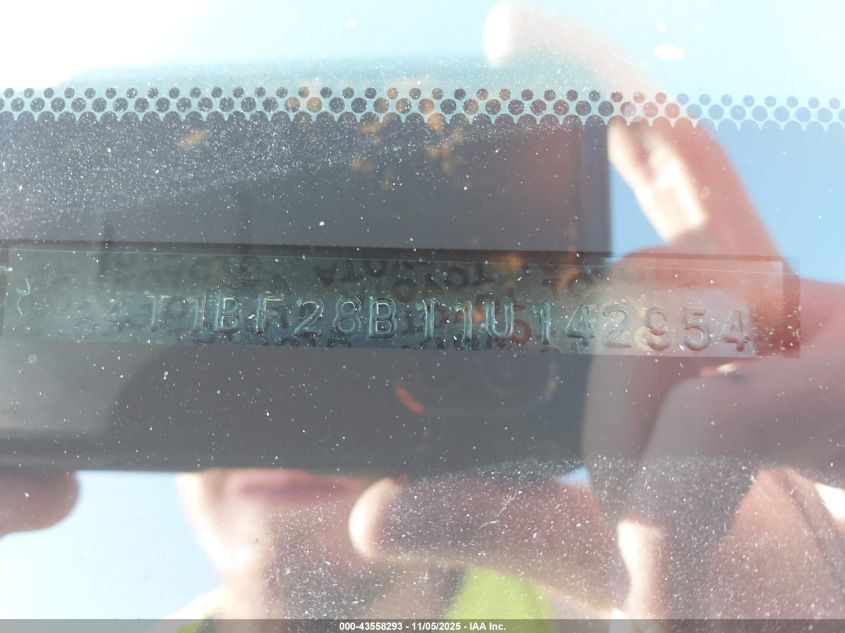 2001 Toyota Avalon Xl VIN: 4T1BF28B11U142954 Lot: 43558293