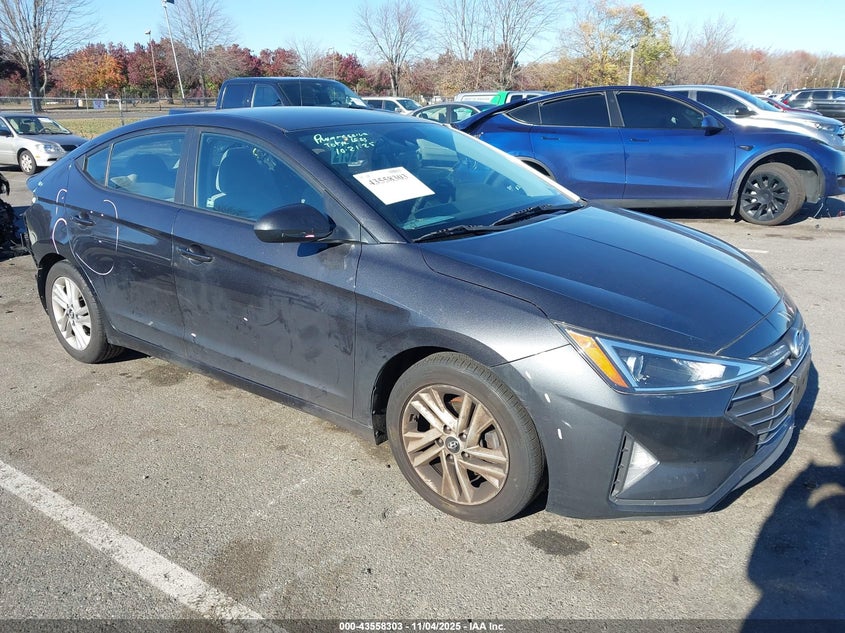 HYUNDAI ELANTRA SEL