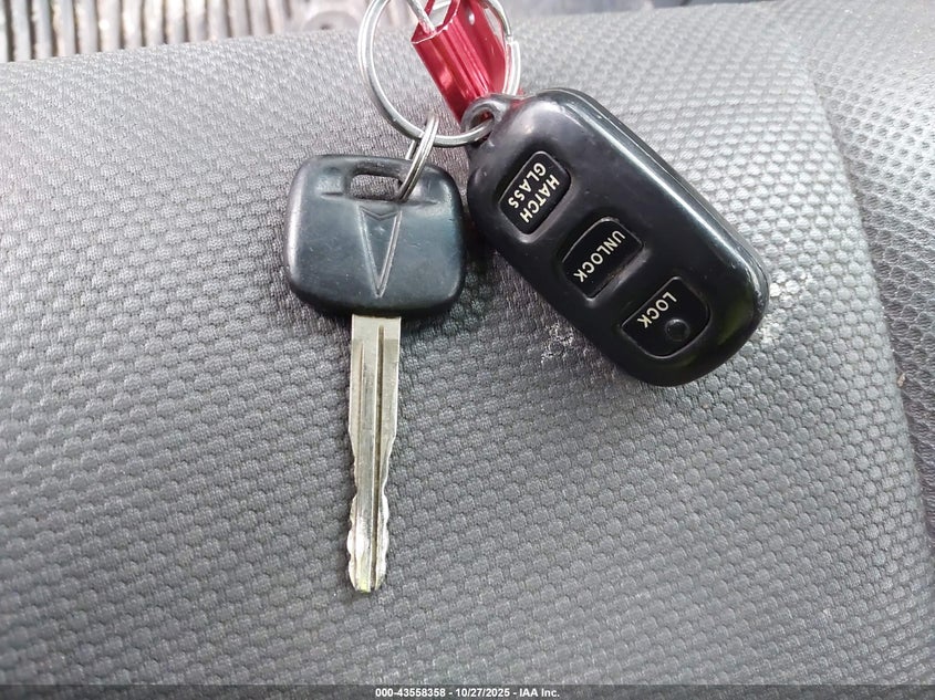 2004 Pontiac Vibe VIN: 5Y2SL628X4Z445143 Lot: 43558358