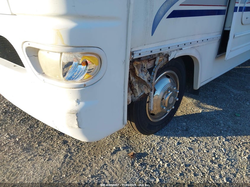 1999 Ford F550 Super Duty Stripped Chass VIN: 3FCMF53S3XJA38342 Lot: 43558457