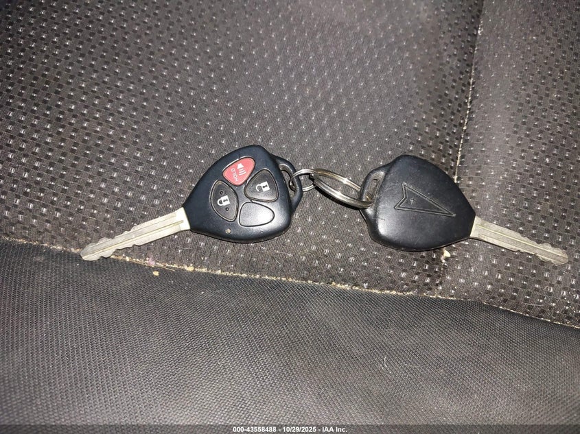 2009 Pontiac Vibe VIN: 5Y2SP678X9Z450427 Lot: 43558488