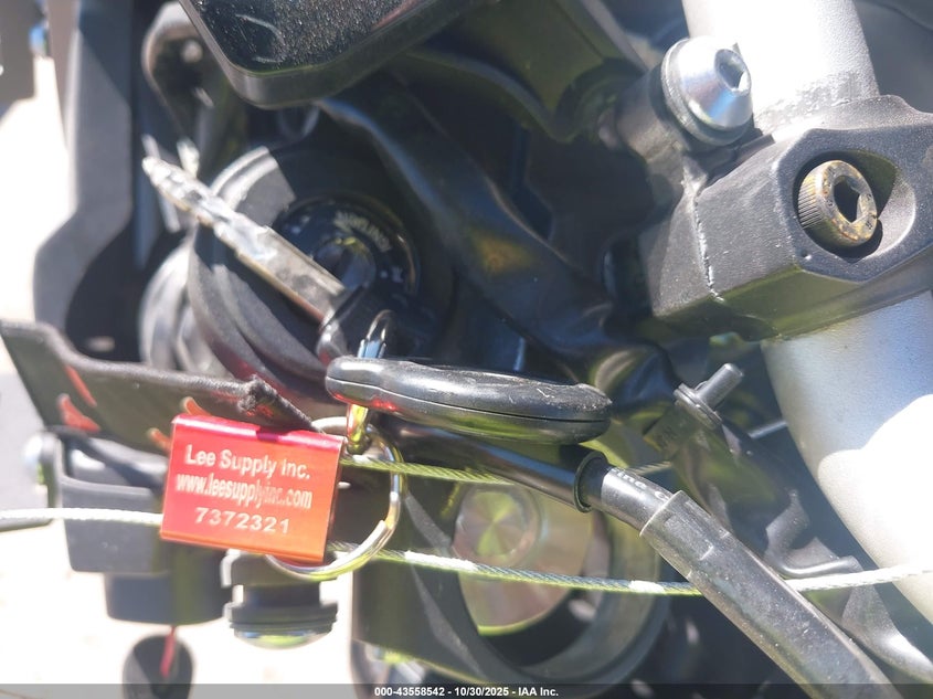 2016 Yamaha Fz09 VIN: JYARN33EXGA010276 Lot: 43558542