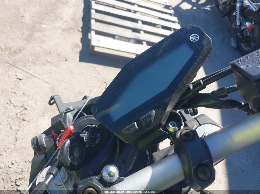 2016 Yamaha Fz09 VIN: JYARN33EXGA010276 Lot: 43558542