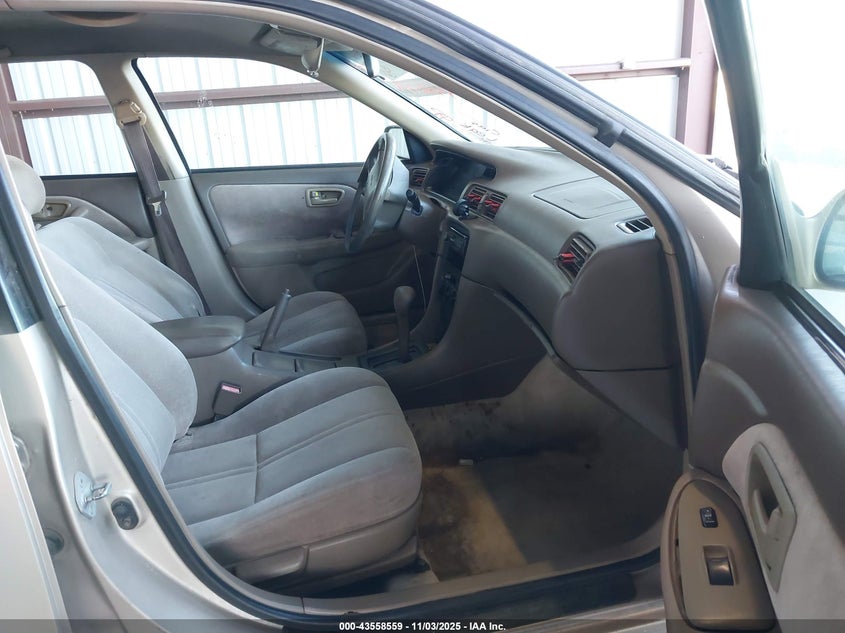 4T1BG22K1XU894913 1999 TOYOTA CAMRY photo no. 5