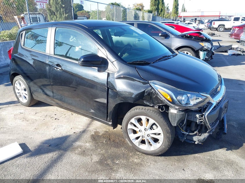 CHEVROLET SPARK FWD 1LT AUTOMATIC