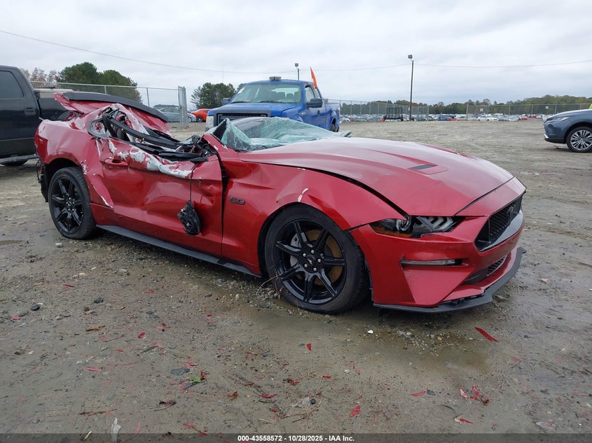 FORD MUSTANG GT FASTBACK