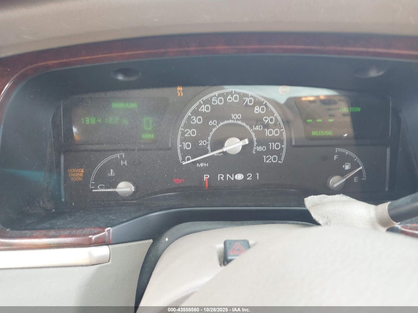 2003 Lincoln Town Car Executive VIN: 1LNHM81W03Y601824 Lot: 43558580