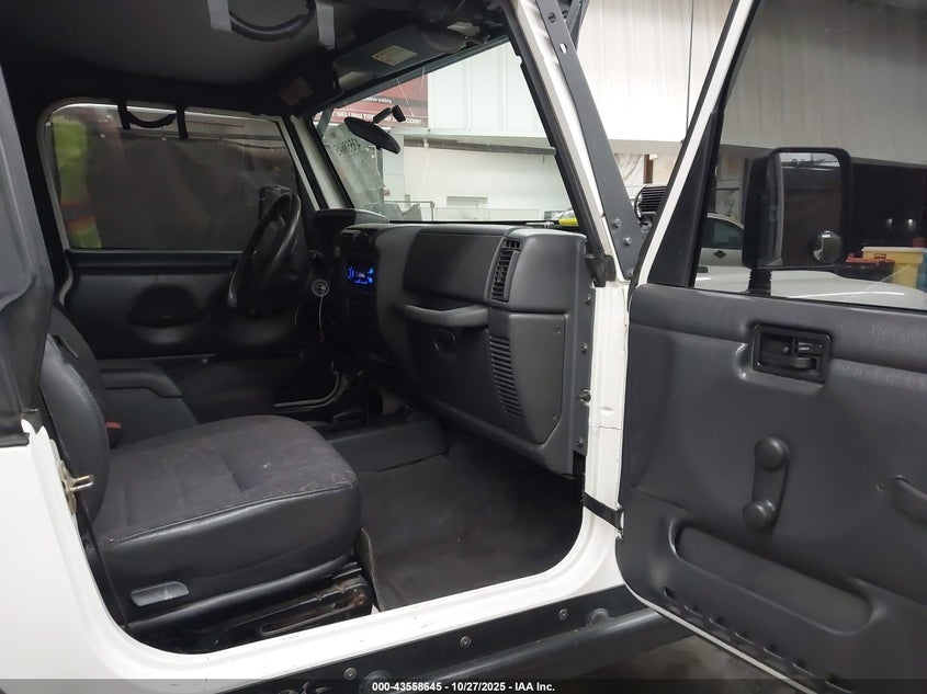 1J4FA49SX1P342139 2001 JEEP WRANGLER photo no. 5