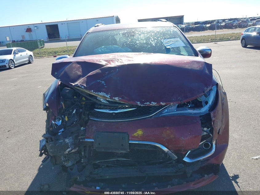 2017 CHRYSLER PACIFICA LIMITED - 2C4RC1GG3HR597766