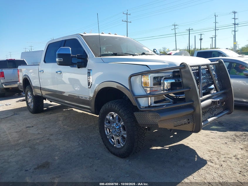 FORD F-250 KING RANCH