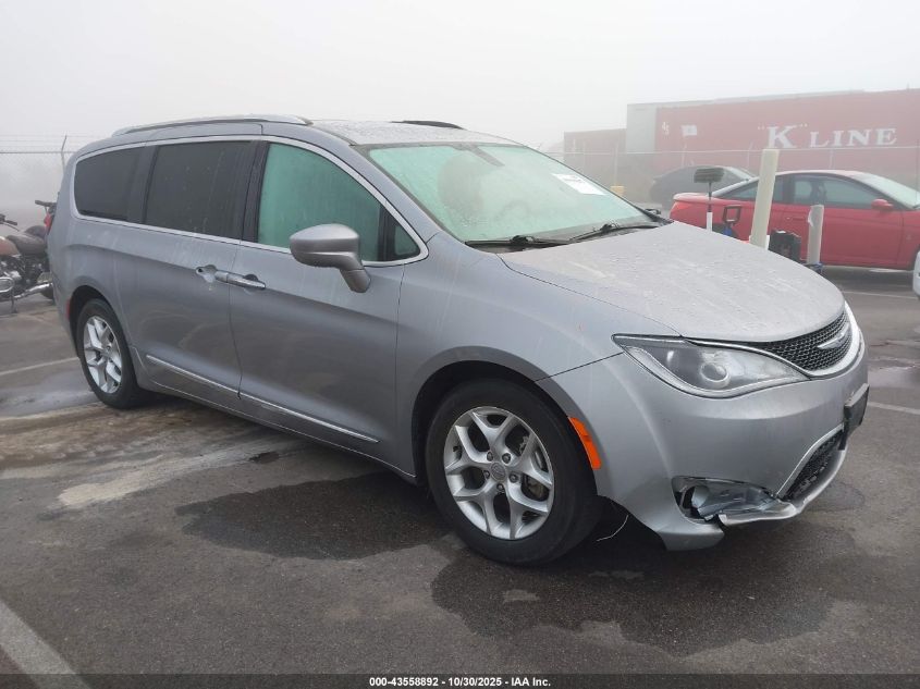 2020 Chrysler Pacifica Touring L Plus VIN: 2C4RC1EG4LR210296 Lot: 43558892