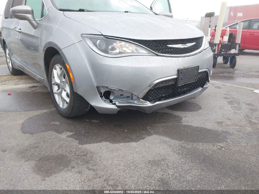 2020 Chrysler Pacifica Touring L Plus VIN: 2C4RC1EG4LR210296 Lot: 43558892