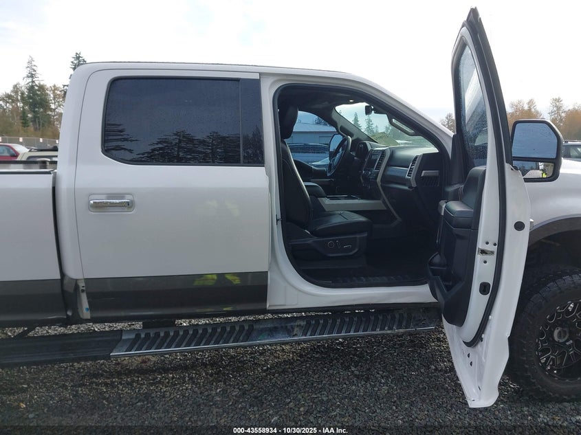 2017 Ford F-350 Lariat VIN: 1FT8W3BT0HED52035 Lot: 43558934