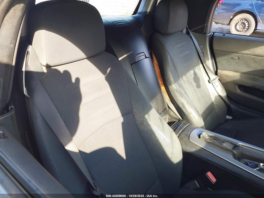 2004 BMW Z4 2.5I VIN: 4USBT33574LR68801 Lot: 43559008