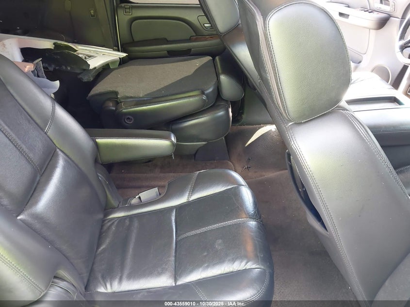 2007 Chevrolet Suburban 1500 Ltz VIN: 1GNFK16377J367758 Lot: 43559010