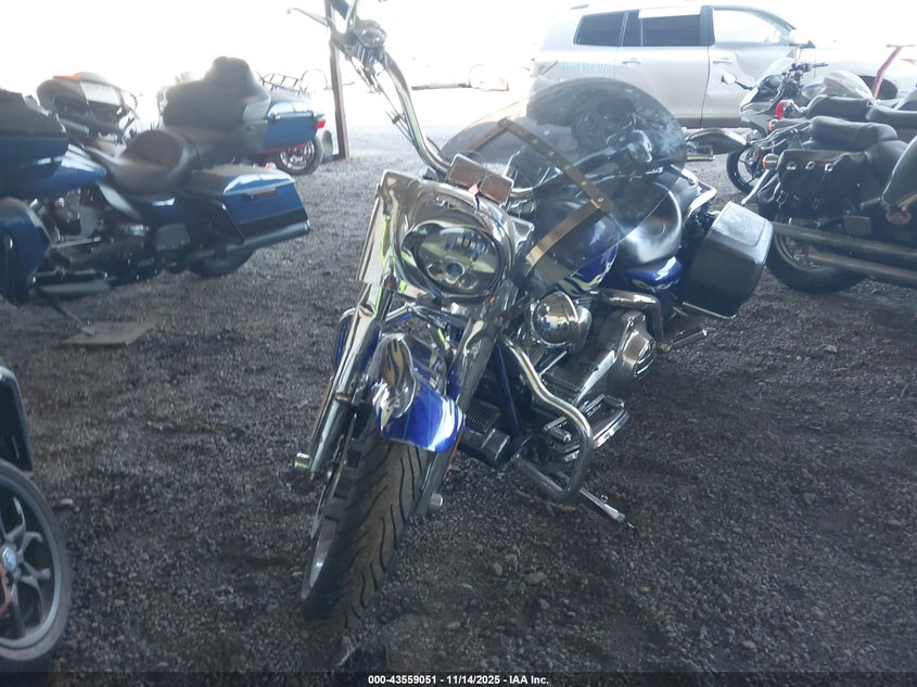 1HD1PG8127Y950747 2007 HARLEY-DAVIDSON ROAD KING photo no. 2