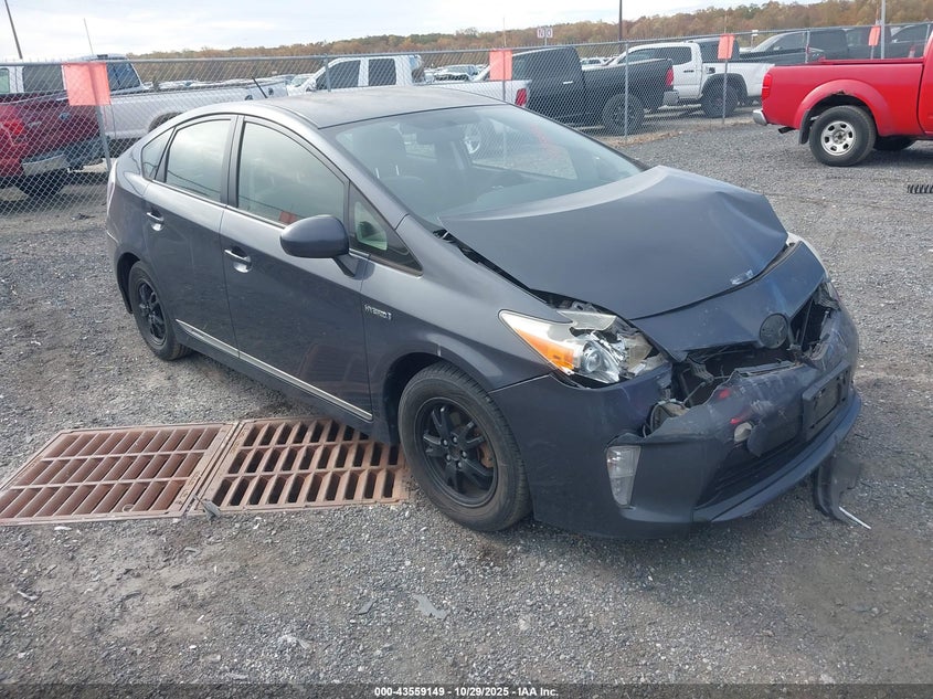 TOYOTA PRIUS THREE