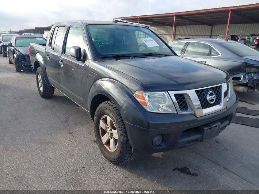 NISSAN FRONTIER SV