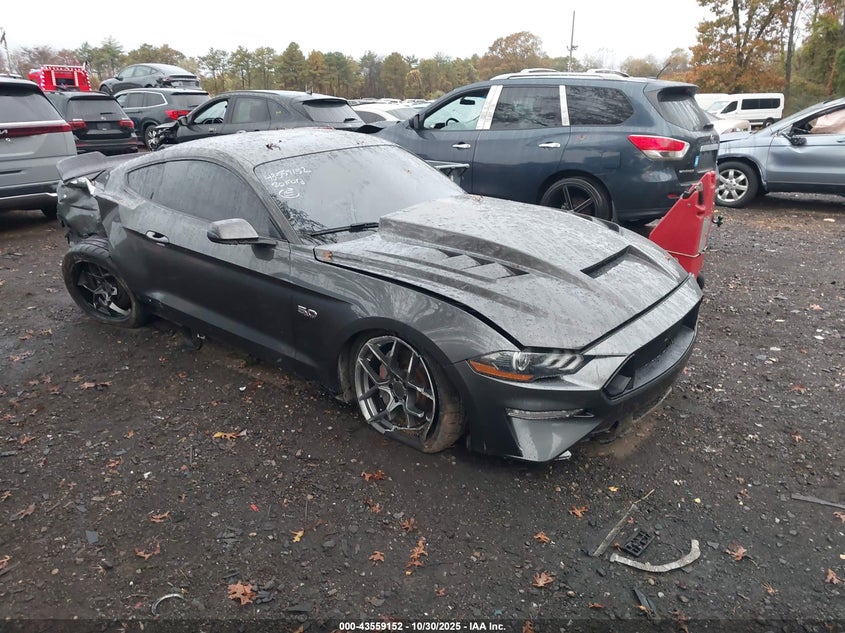FORD MUSTANG GT FASTBACK