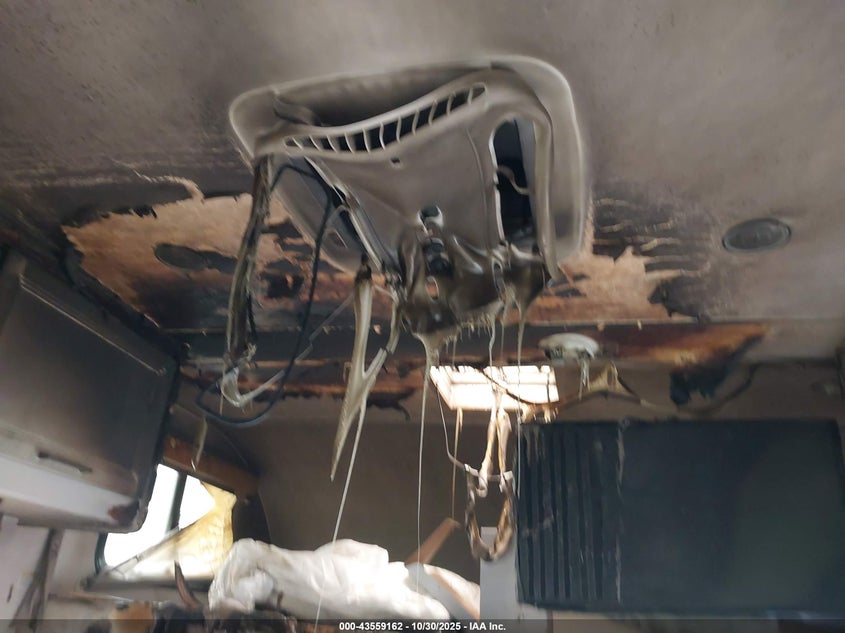 2025 Ford E-350 Cutaway VIN: 1FDWE3FN4SDD24754 Lot: 43559162