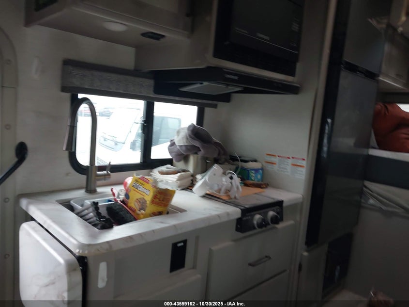 2025 Ford E-350 Cutaway VIN: 1FDWE3FN4SDD24754 Lot: 43559162