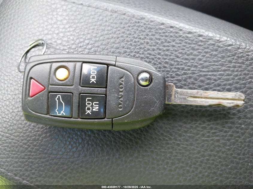 2006 Volvo Xc90 2.5T VIN: YV4CZ592761282447 Lot: 43559177