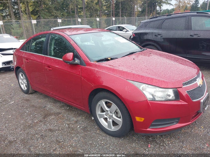 CHEVROLET CRUZE 1LT AUTO