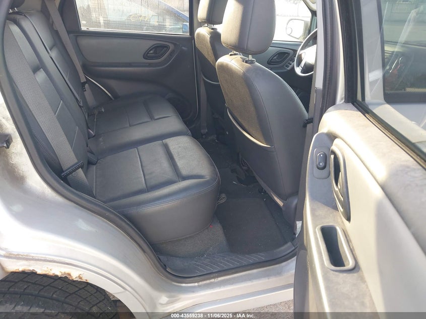 1FMYU49H67KA42027 2007 FORD ESCAPE photo no. 8