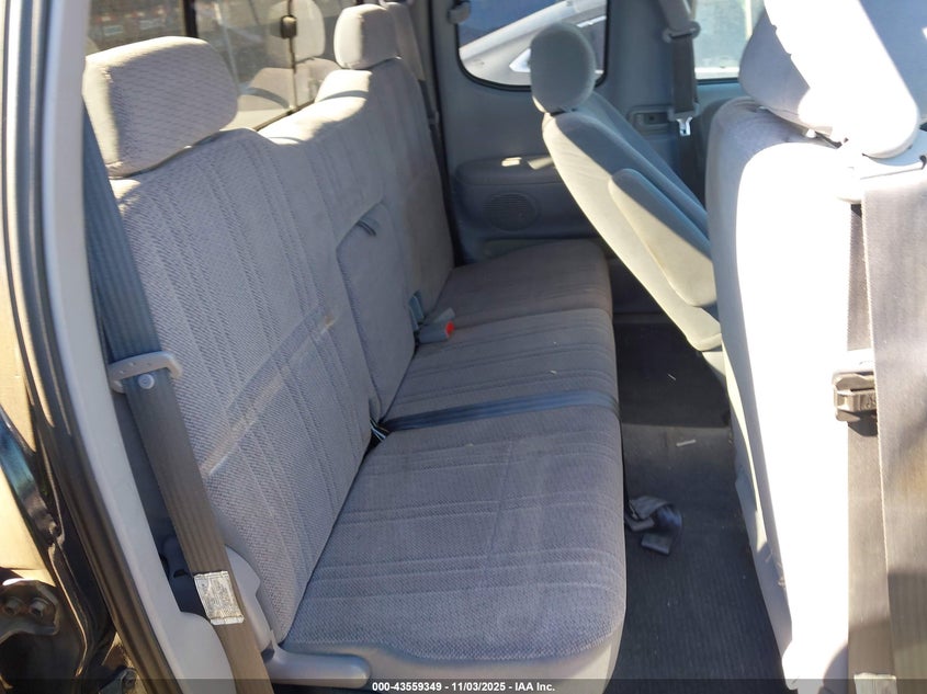 5TBBT4417YS025747 2000 TOYOTA TUNDRA photo no. 8