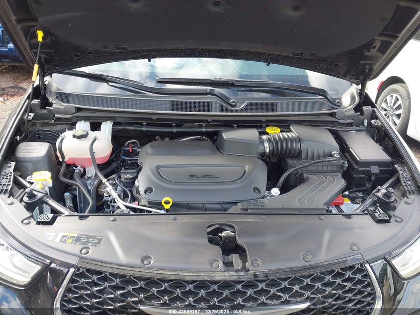 2025 Chrysler Pacifica Select VIN: 2C4RC1BG0SR574766 Lot: 43559367