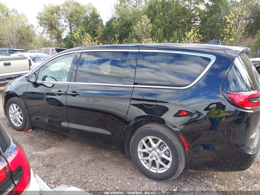2025 Chrysler Pacifica Select VIN: 2C4RC1BG0SR574766 Lot: 43559367