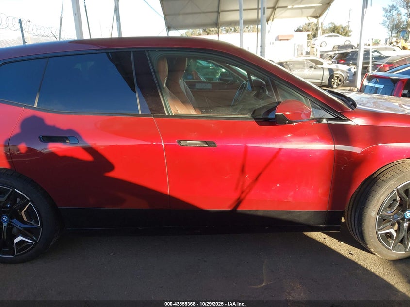 2023 BMW Ix xDrive50 VIN: WB523CF08PCL72649 Lot: 43559368