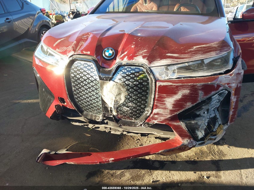 2023 BMW Ix xDrive50 VIN: WB523CF08PCL72649 Lot: 43559368
