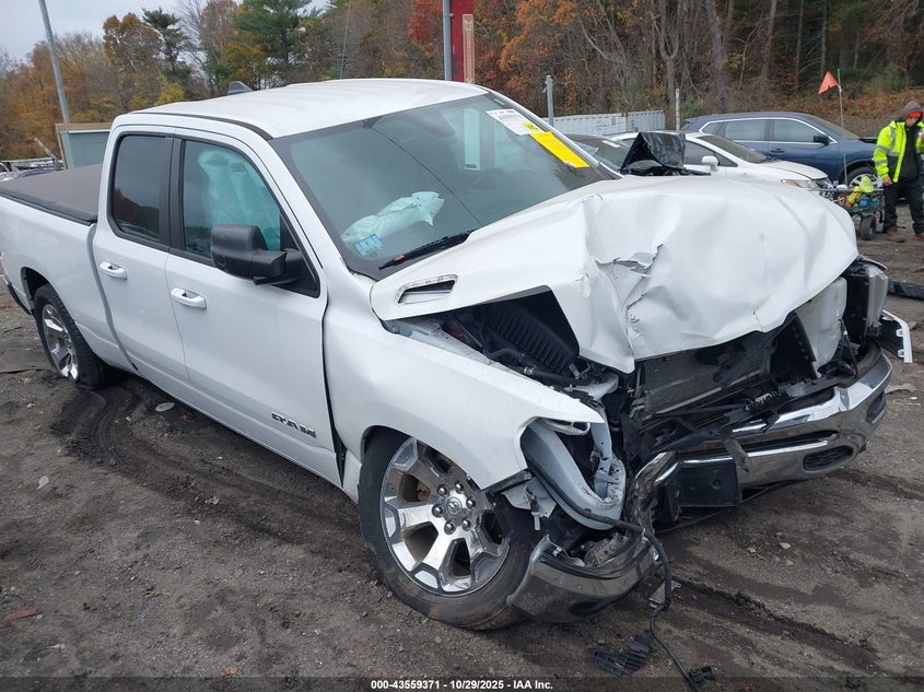 RAM 1500 BIG HORN 4X4 6 4 BOX