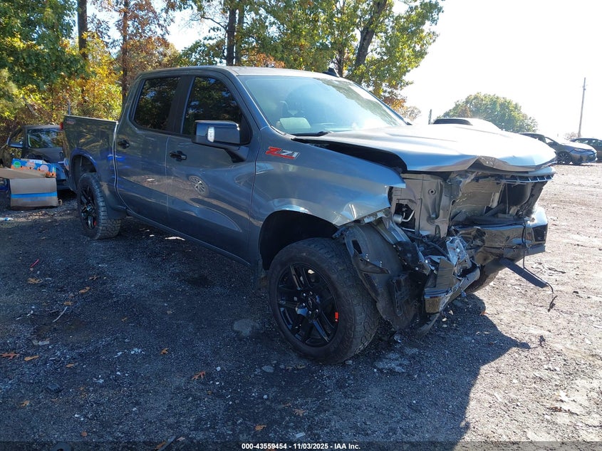 CHEVROLET SILVERADO 1500 4WD SHORT BED LT TRAIL BOSS