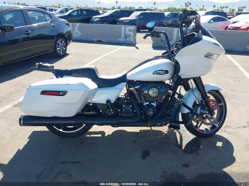 2024 Harley-Davidson Fltrx VIN: 1HD1KH71XRB654760 Lot: 43559464