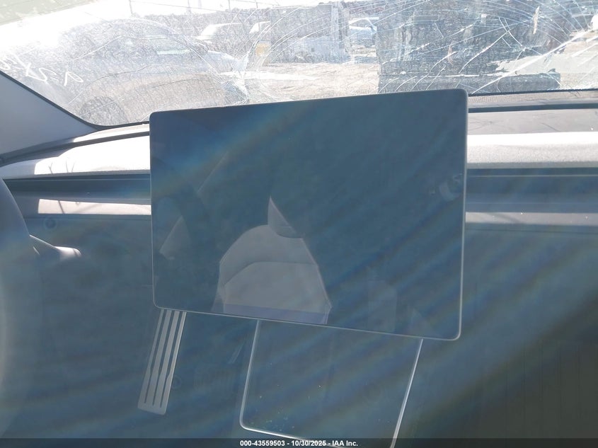 2026 Tesla Model Y Long Range Dual Motor All-Wheel Drive/Long Range Launch Series VIN: 7SAYGDEE3TA391368 Lot: 43559503