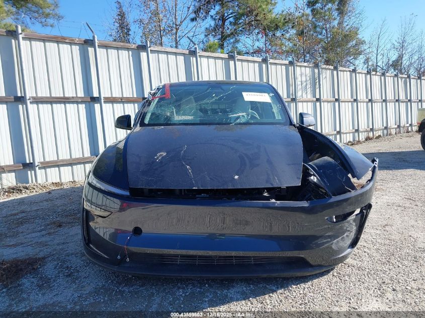 2026 Tesla Model Y VIN: 7SAYGDEE3TA391368 Lot: 43559503