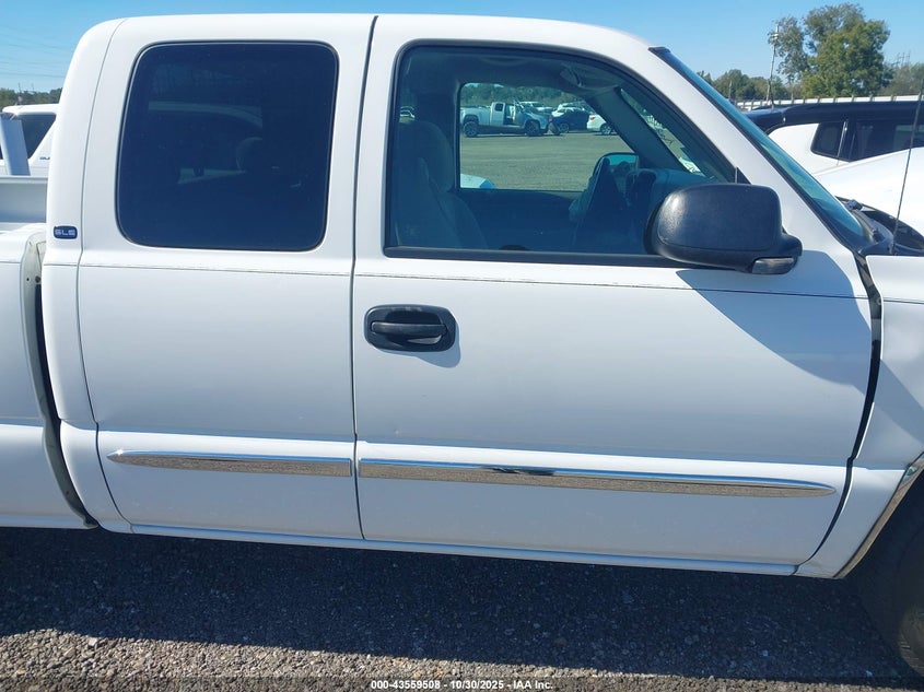 2004 GMC Sierra 1500 Sle VIN: 2GTEC19T941239993 Lot: 43559508